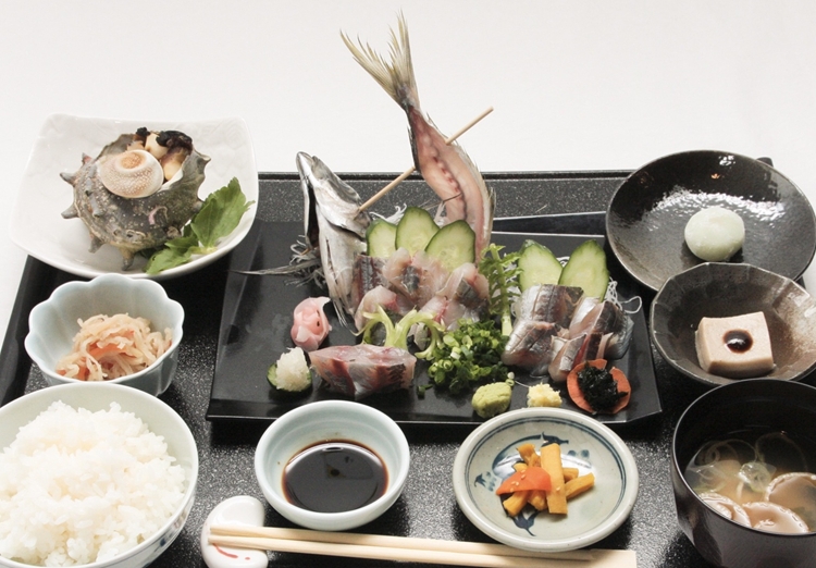 レストラン四季菜