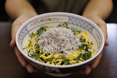 食堂は現在営業を休止中です