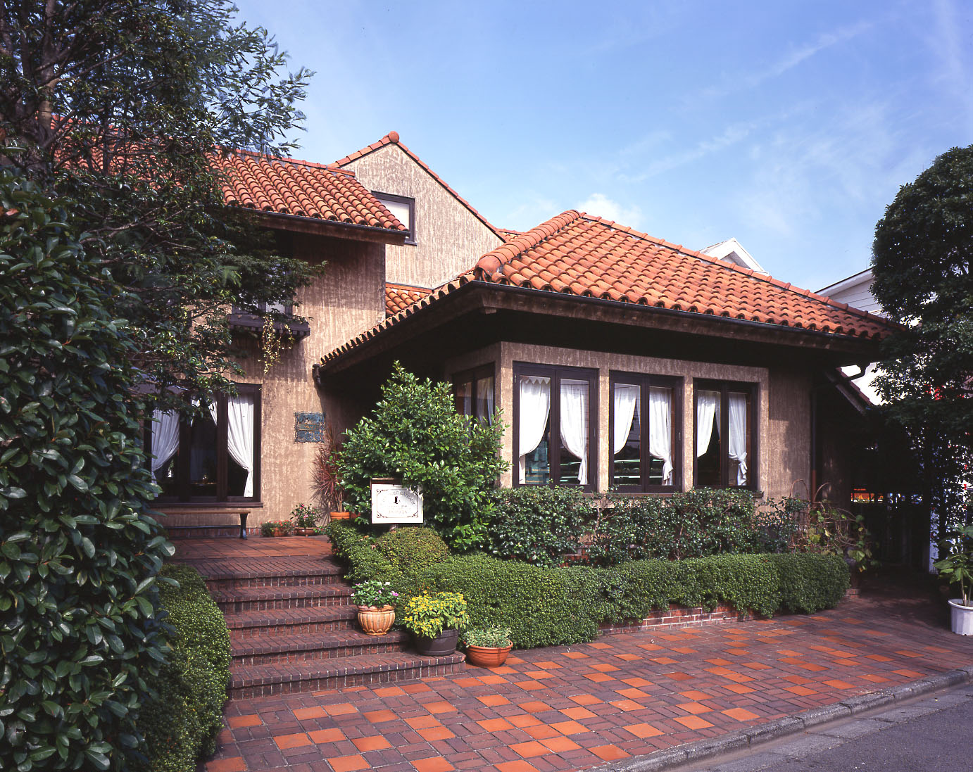 レ・ザンジュ 鎌倉本店