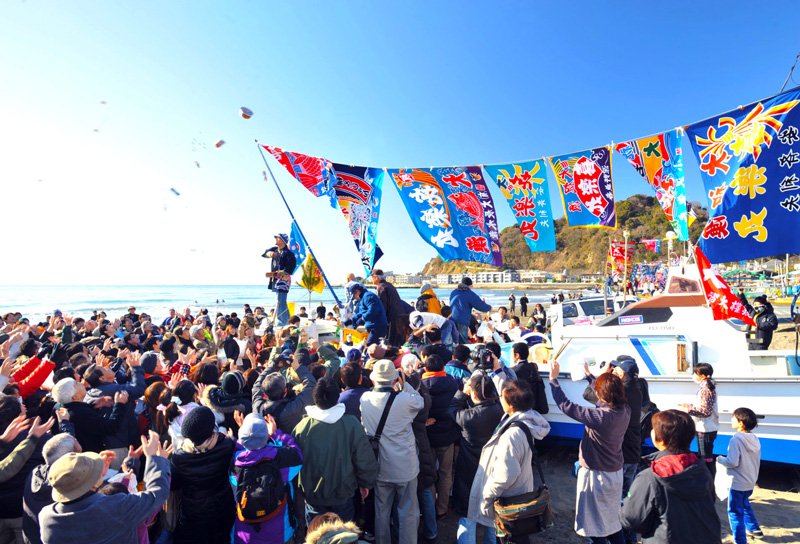 船おろし（坂ノ下海岸・材木座海岸）