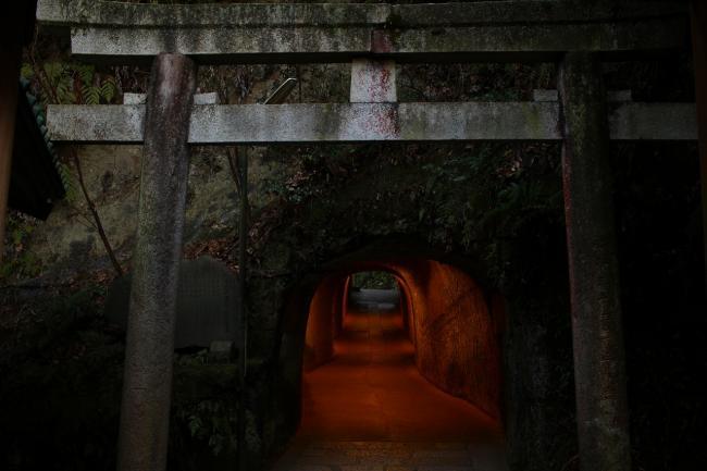 銭洗弁財天宇賀福神社