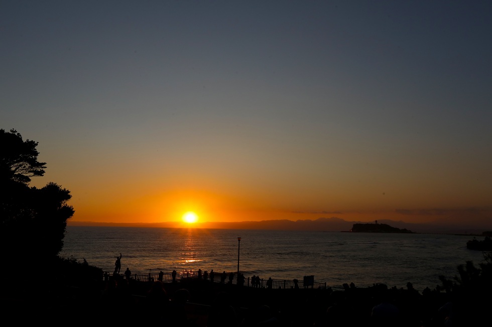 忘れられない夕景&夜景に出合える、鎌倉のベストスポット
