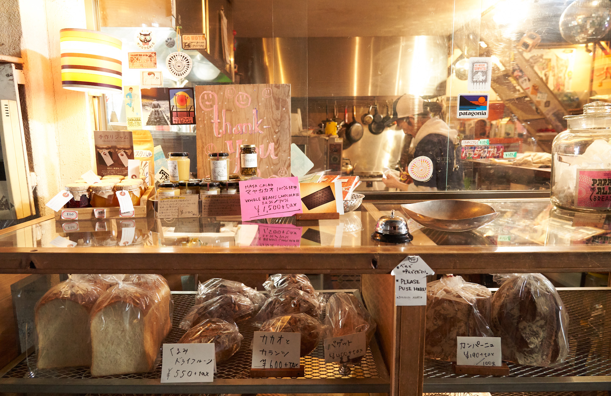 朝まいりのあとのお楽しみ。朝食、マルシェ、カフェ！
